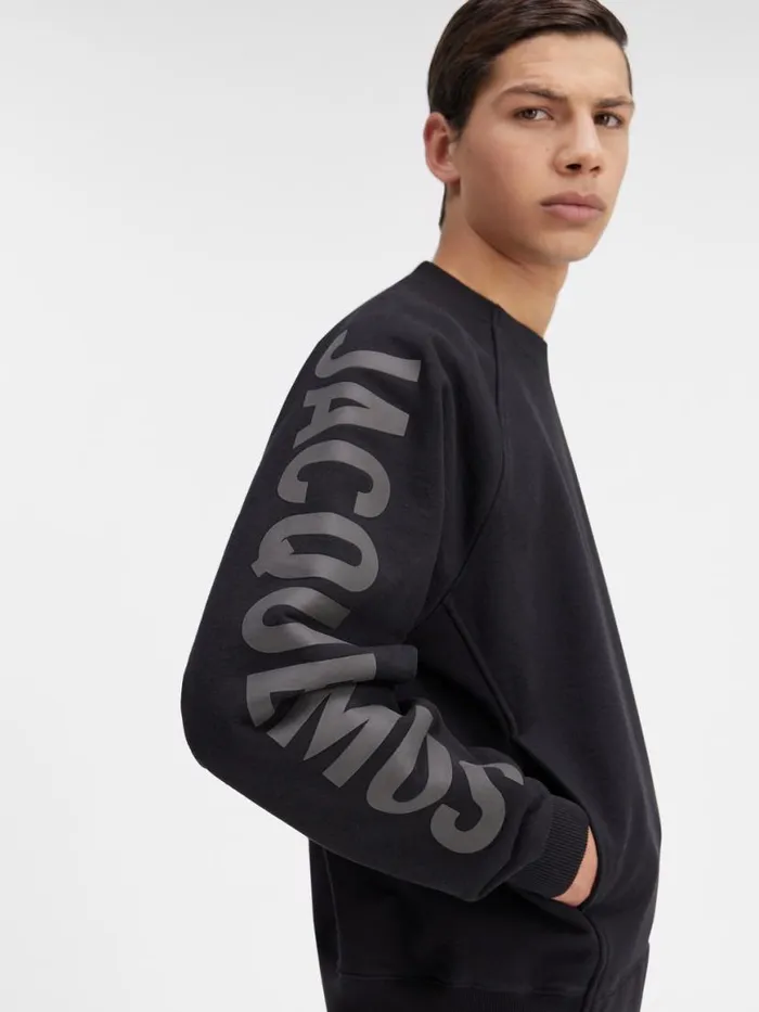 The Typo Sweatshirt Black Men JACQUEMUS Sweatshirts and Joggings The Typo Sweatshirt Black Men JACQUEMUS Sweatshirts and Joggings