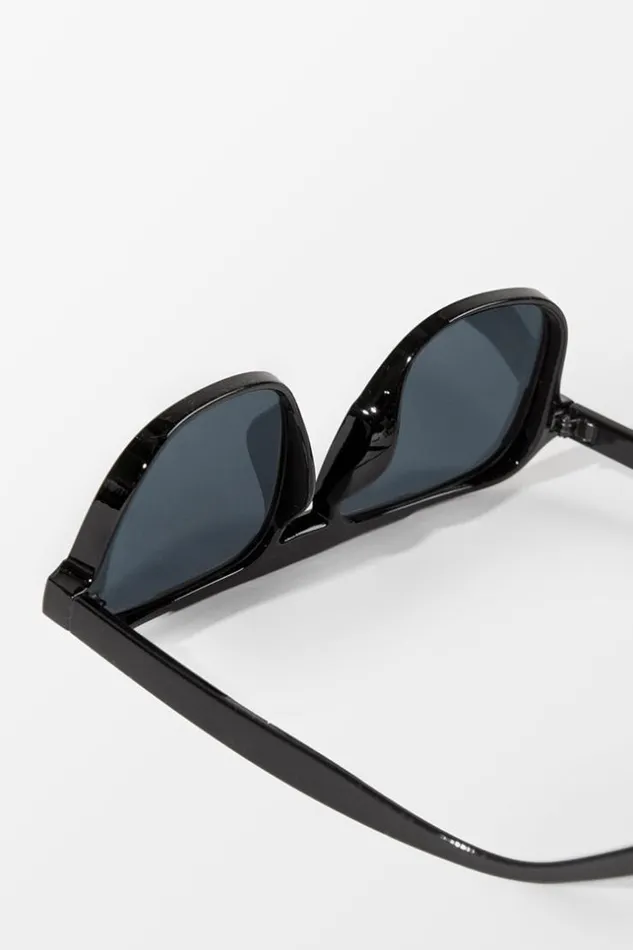 Women Bags Cupshe Fearne Black Square Modern Sunglass Black