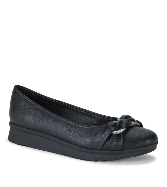 Women Baretraps Flats and Loafers Aurora Flat Black