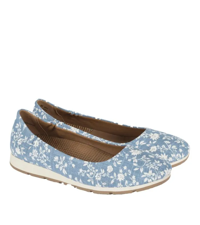 Women Baretraps Flats and Loafers Prim Slip On Bluewhite Flower Canvas Women Baretraps Flats and Loafers Prim Slip On Bluewhite Flower Canvas