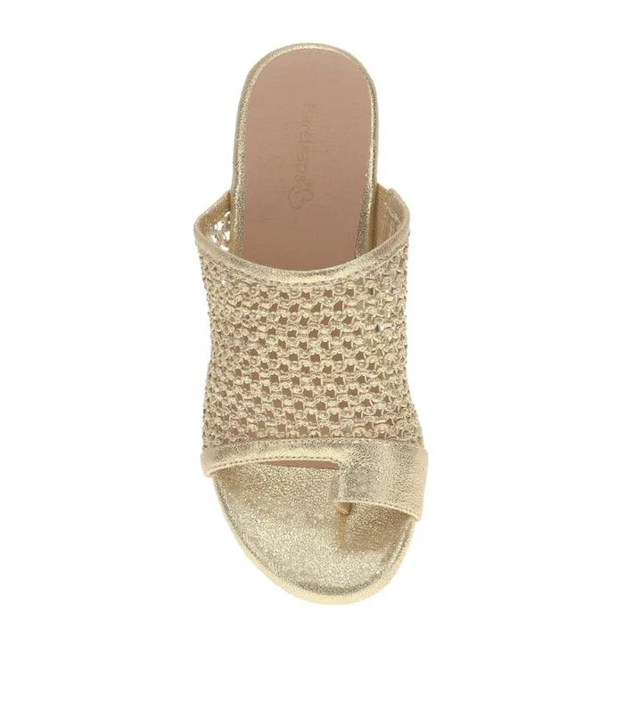 Women Baretraps Wedge Sandals Bethie Wedge Sandal Old Gold Women Baretraps Wedge Sandals Bethie Wedge Sandal Old Gold