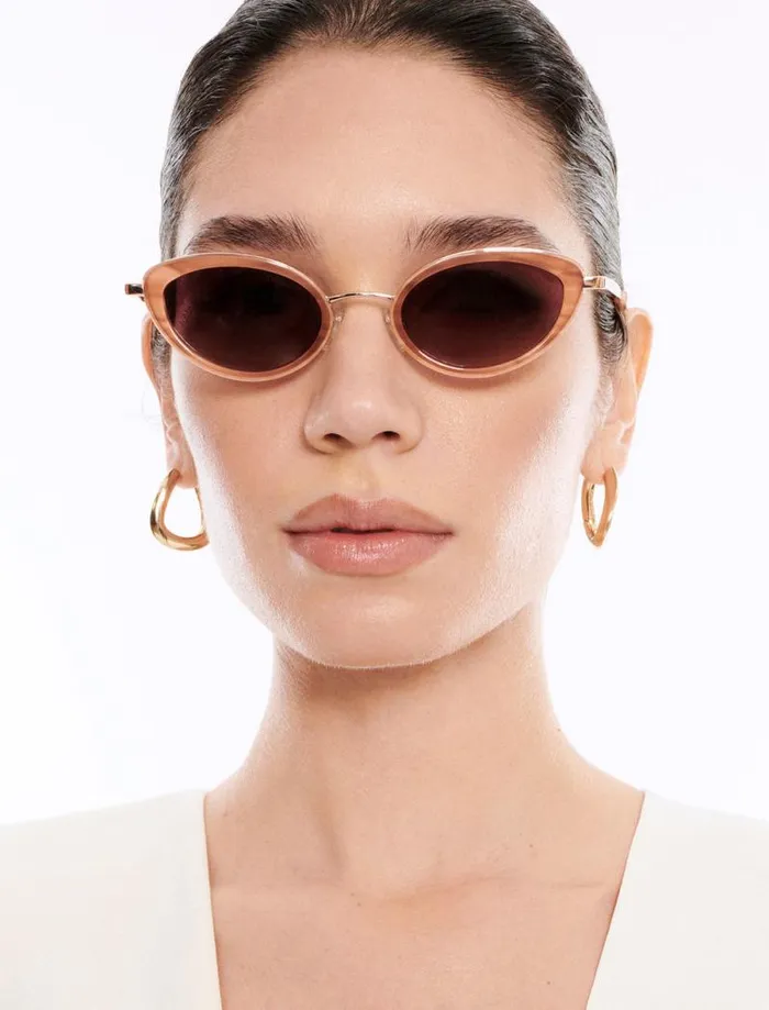 Women BCBG Sunglasses 1994 Oval Classic Sunglasses Rose Goldblush