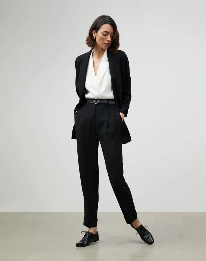 Women Lafayette 148 New York Pants and Shorts PlusSize Finesse Crepe Ellis Pleated Pant Black