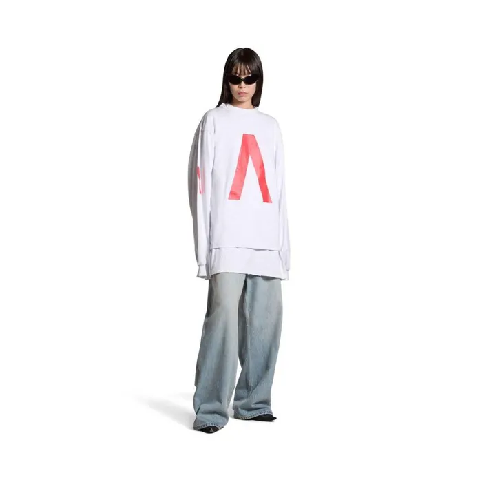 WomenMen Tshirts Balenciaga Balenciaga Music Archive Series Connected Long Sleeve Tshirt Medium Fit In Light Greyred WomenMen Tshirts Balenciaga Balenciaga Music Archive Series Connected Long Sleeve Tshirt Medium Fit In Light Greyred