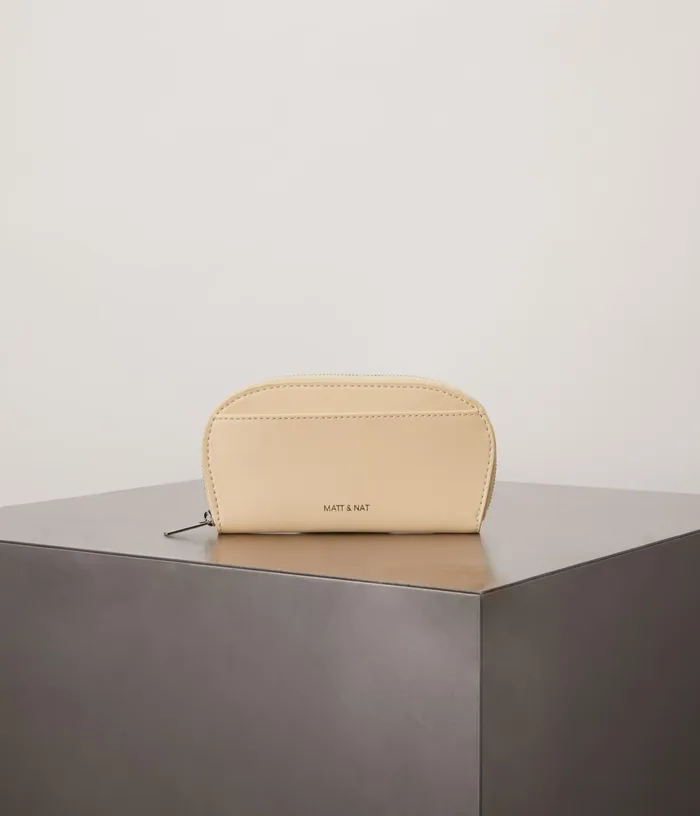 Women Merel Vegan Card Holder 8211 Appleskin Organic Matt and Nat Wallets