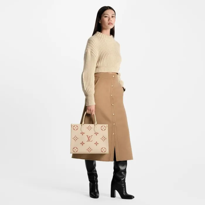 Women Onthego Bag Louis Vuitton Louis Vuitton OnTheGo MM M21575 Crme Rose Trianon 8211 Louis Vuitton Handbag Store