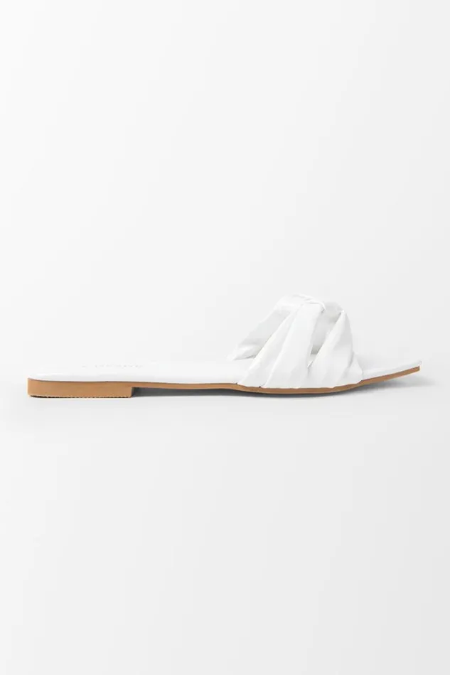 Women Sandals Cupshe Nikka White Weave True To Size Sandals White