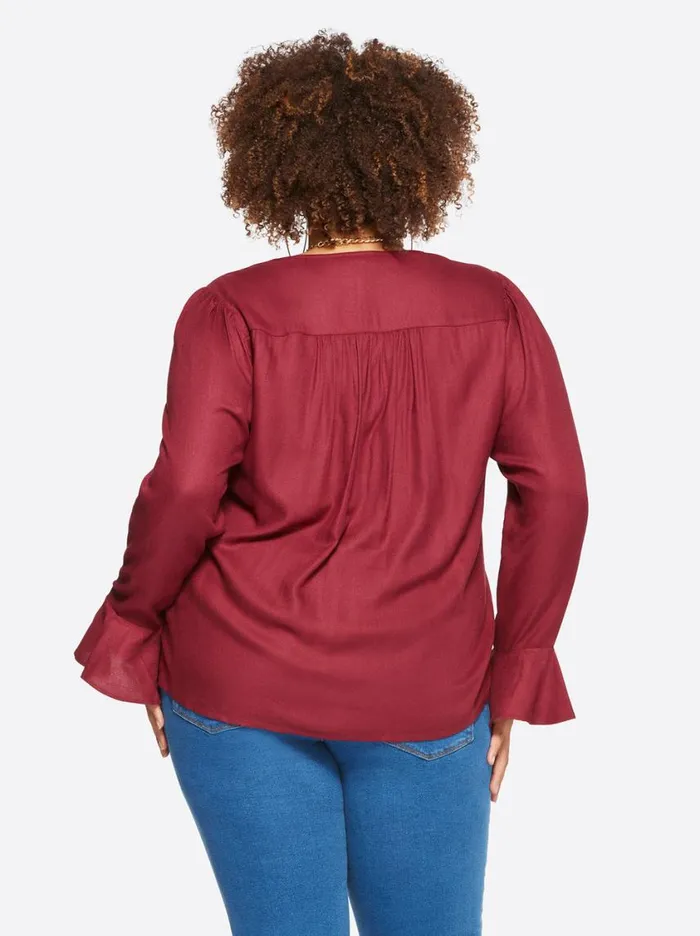 Women Tops and Tees Jessica Simpson Cecily Top In Syrah
