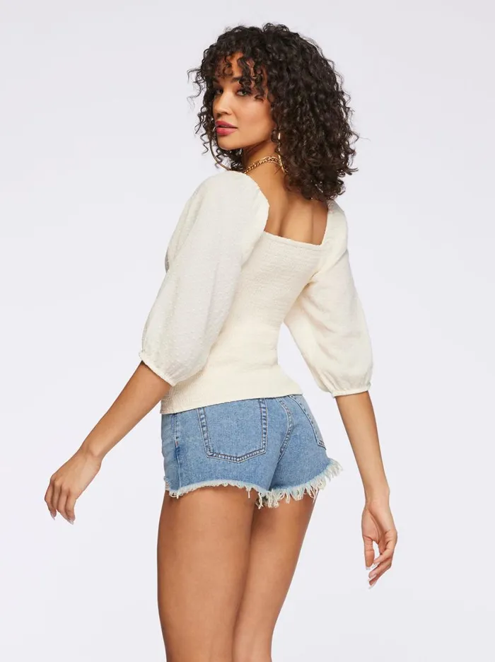 Women Tops and Tees Jessica Simpson Katiya Top In Parchment