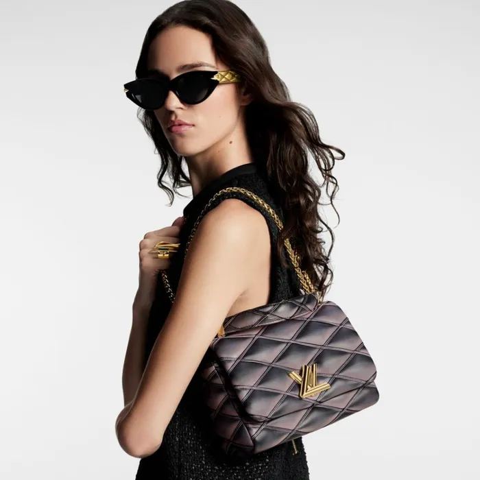 Women Twist Bag Louis Vuitton Louis Vuitton M23569 GO14 MM BlackPink 8211 Louis Vuitton Handbag Store