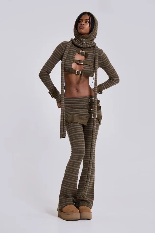 Women Veda Knitted Hood and Scarf Jaded London Knitwear